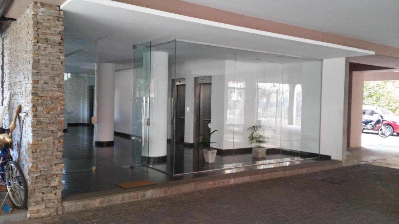 400 Av Libertador Luminoso Amplio Piscina Cochera Seguridad 24 Hs Сан-Фернандо Экстерьер фото